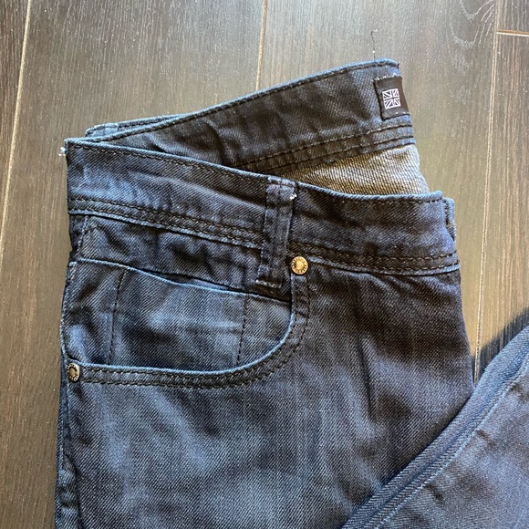 London Bridge Jeans - Picture 4 of 4